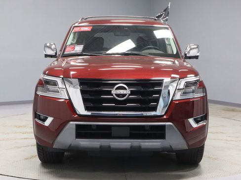 Used 2023 Nissan Armada Platinum w/ Captain's Chairs Package image 4