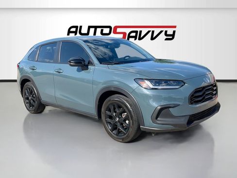 Used 2025 Honda HR-V Sport image 1