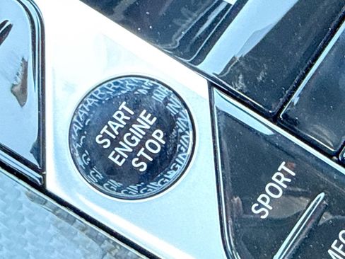 New 2026 BMW X7 M60i image 38