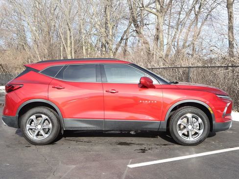 Certified 2023 Chevrolet Blazer LT w/ Convenience Package image 11