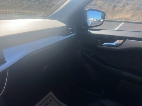 Used 2023 Ford Escape Platinum w/ Premium Technology Package image 23