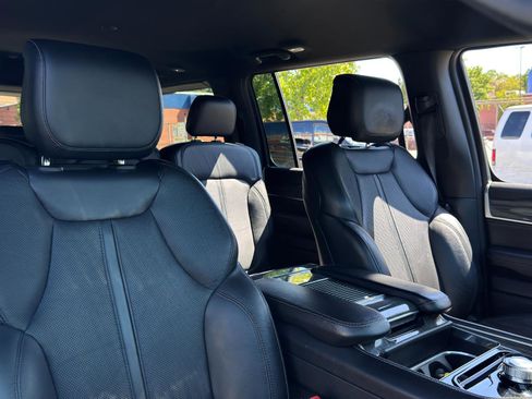 Used 2022 Jeep Wagoneer Series II image 28