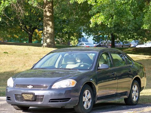Used 2009 Chevrolet Impala LT image 2