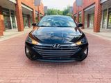 Used 2019 Hyundai Elantra SE w/ Cargo Package image 2