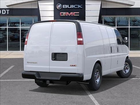 New 2025 GMC Savana 3500 w/ Driver Convenience Package image 4