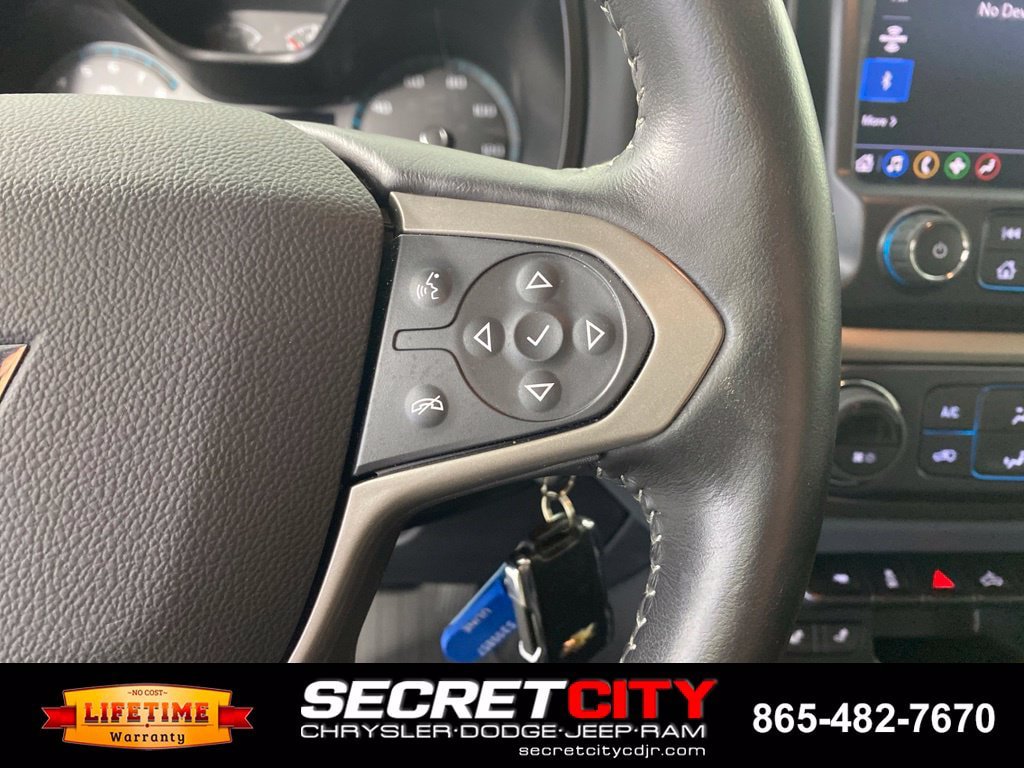 Used 2022 Chevrolet Colorado Z71 AWD/4WD image 15