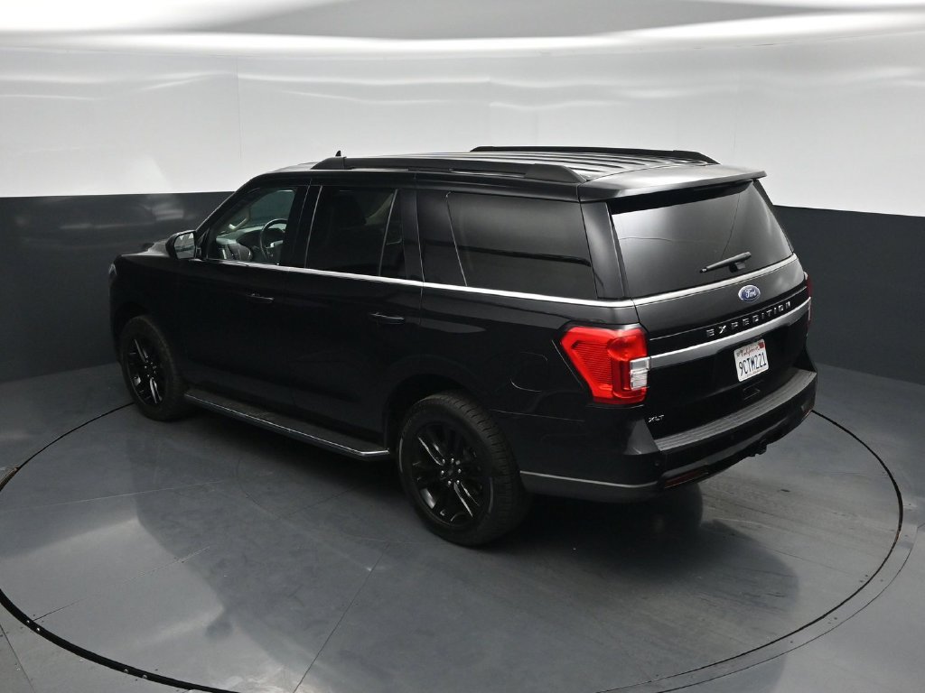 Used 2022 Ford Expedition XLT RWD image 41