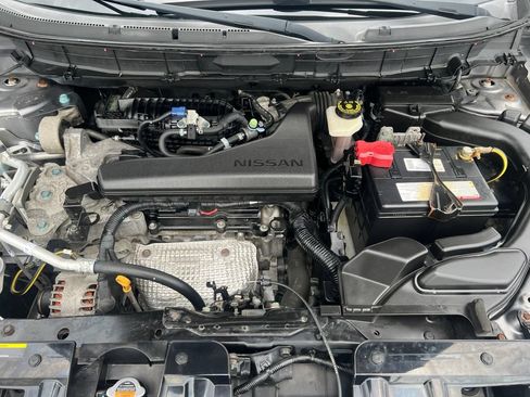 Used 2016 Nissan Rogue S FWD image 27