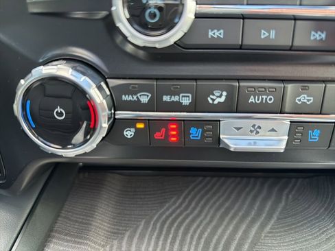 New 2025 Ford F250 Platinum image 37