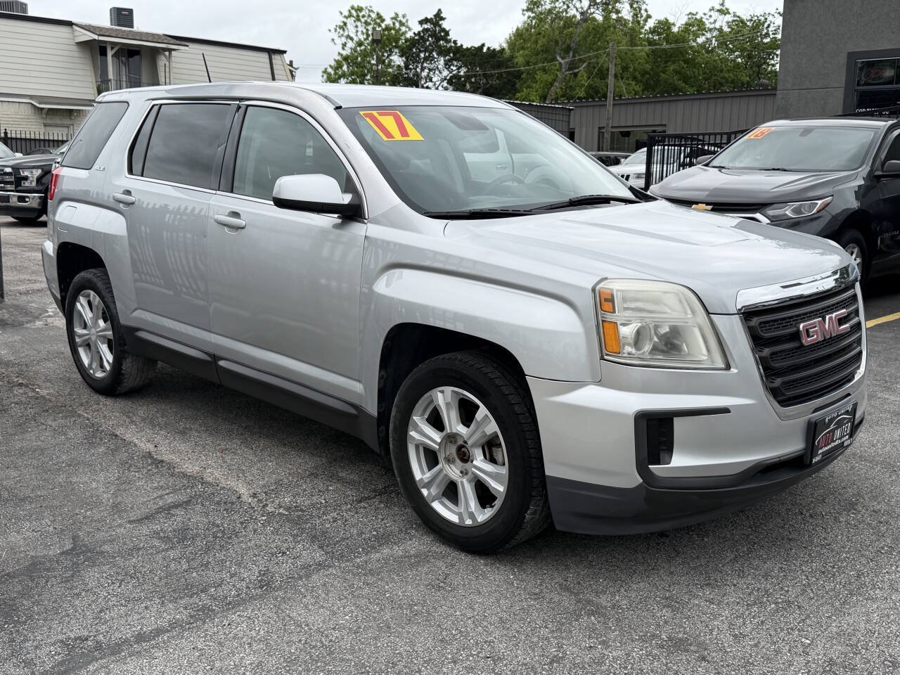 Used 2017 GMC Terrain SLE FWD image 9