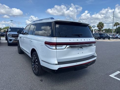 Used 2023 Lincoln Navigator Black Label AWD/4WD image 3