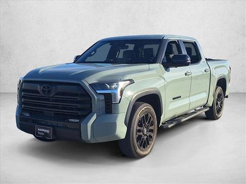 Used 2025 Toyota Tundra Limited image 2