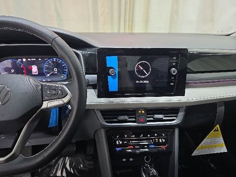 New 2026 Volkswagen Taos SEL AWD/4WD image 14