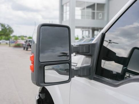 Used 2014 Ford F350 Lariat w/ Lariat Ultimate Package AWD/4WD image 16