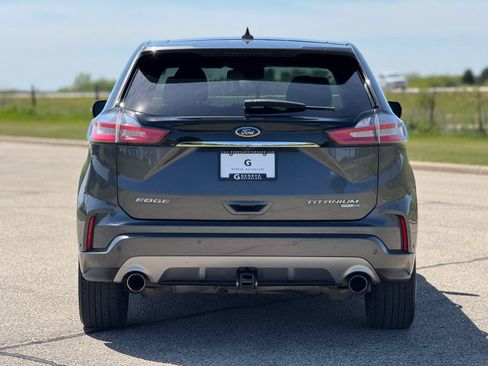 Used 2019 Ford Edge Titanium w/ Equipment Group 301A AWD/4WD image 6