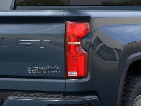 New 2026 Chevrolet Silverado 2500 High Country w/ High Country Premium Package AWD/4WD image 11