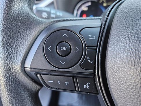 Used 2024 Toyota RAV4 XLE image 27