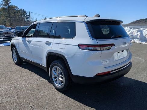 New 2026 Jeep Grand Cherokee L Laredo image 8