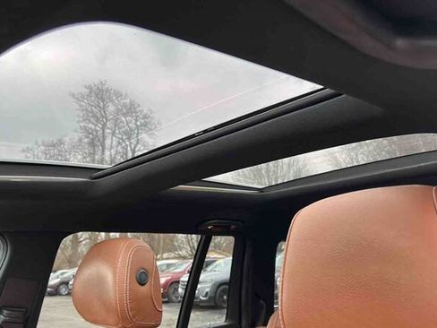 Used 2019 Mercedes-Benz GLS 450 4MATIC image 24