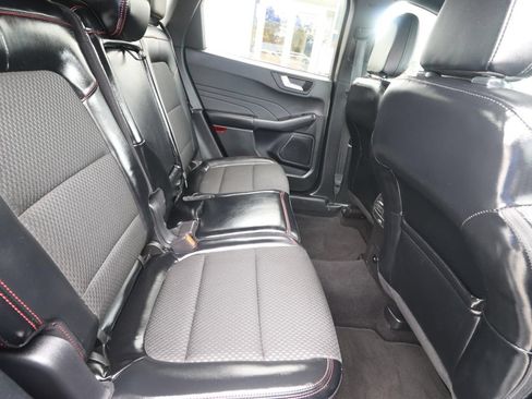 Used 2024 Ford Escape ST-Line w/ Tech Pack #1 FWD image 24