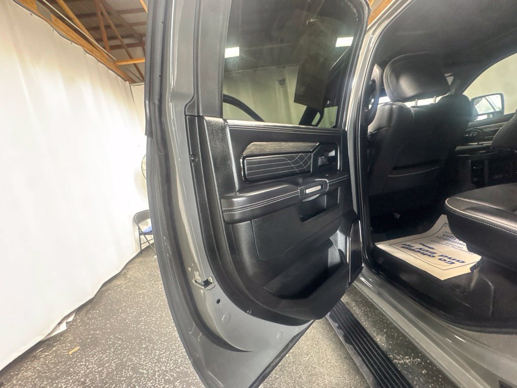 Used 2025 RAM 2500 Limited AWD/4WD image 36