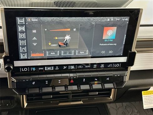 New 2024 GMC Hummer EV 2X w/ Extreme Off-Road Package image 16