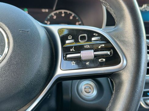 Used 2019 Mercedes-Benz C 300 Sedan image 22