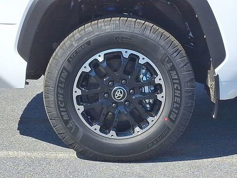 New 2026 Toyota Tundra SR5 image 10