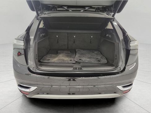 Used 2023 Buick Envision Avenir image 16