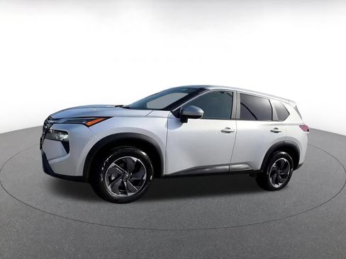 Used 2025 Nissan Rogue SV FWD image 8