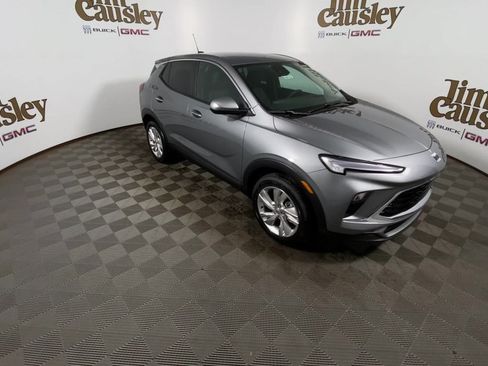 Used 2026 Buick Encore GX Preferred AWD/4WD image 2