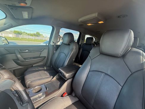 Used 2015 Chevrolet Traverse LT FWD image 13