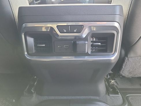 Certified 2021 GMC Sierra 1500 AT4 w/ Technology Package AWD/4WD image 22