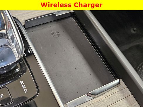 Used 2022 Volvo XC60 B5 Inscription w/ Advanced Package image 32