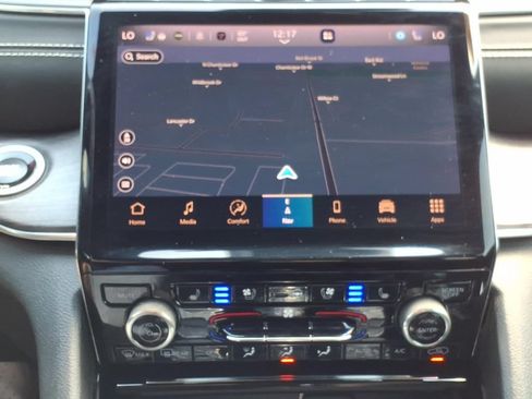 Used 2022 Jeep Grand Cherokee Overland w/ MOPAR Finishing Package AWD/4WD image 19
