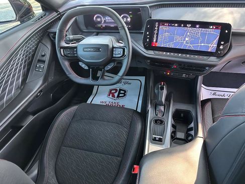 Used 2025 Dodge Charger Daytona R/T w/ Quick Order Package 25M R/T AWD/4WD image 18