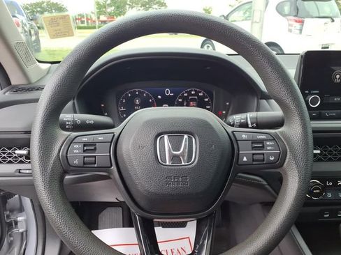 Used 2023 Honda Accord EX image 23
