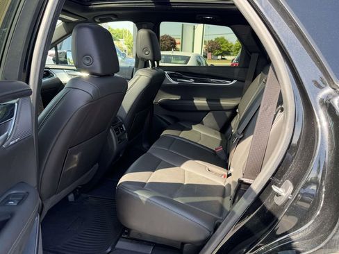 Used 2023 Cadillac XT5 Premium Luxury AWD/4WD image 15