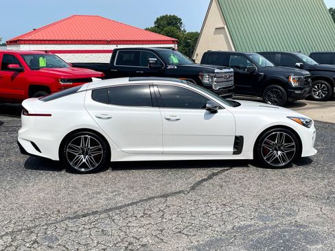 Used 2022 Kia Stinger GT2 RWD image 4