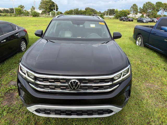 Certified 2020 Volkswagen Atlas Cross Sport SE w/ Panoramic Sunroof Package FWD image 25