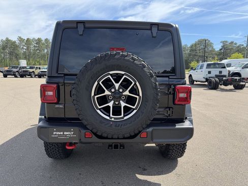 New 2026 Jeep Wrangler Unlimited Rubicon AWD/4WD image 4