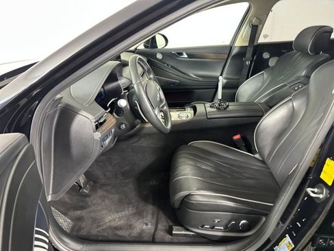 Used 2023 Genesis G80 image 11