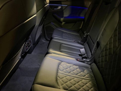 New 2026 Audi SQ7 Premium Plus AWD/4WD image 22