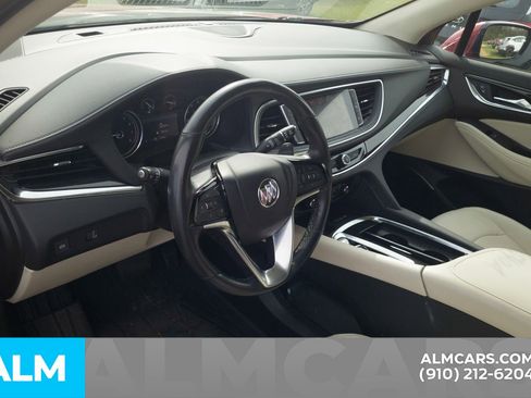 Used 2024 Buick Enclave Essence w/ Experience Buick Package image 5
