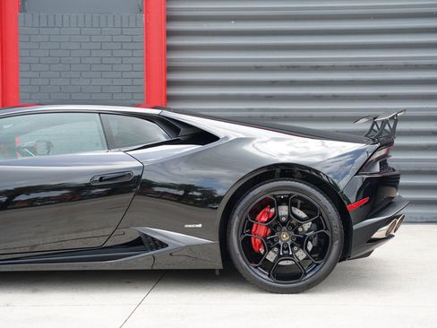 Used 2015 Lamborghini Huracan LP 610-4 AWD/4WD image 8