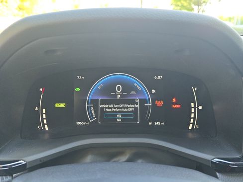 Certified 2025 Toyota Camry SE w/ Convenience Package FWD image 18