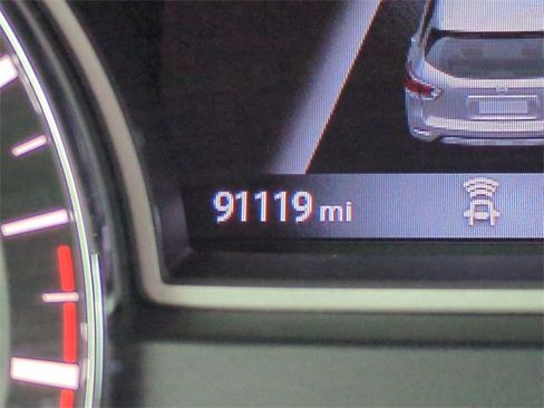 Used 2018 Nissan Pathfinder S image 25