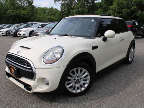 Used 2015 MINI Cooper S FWD image 1