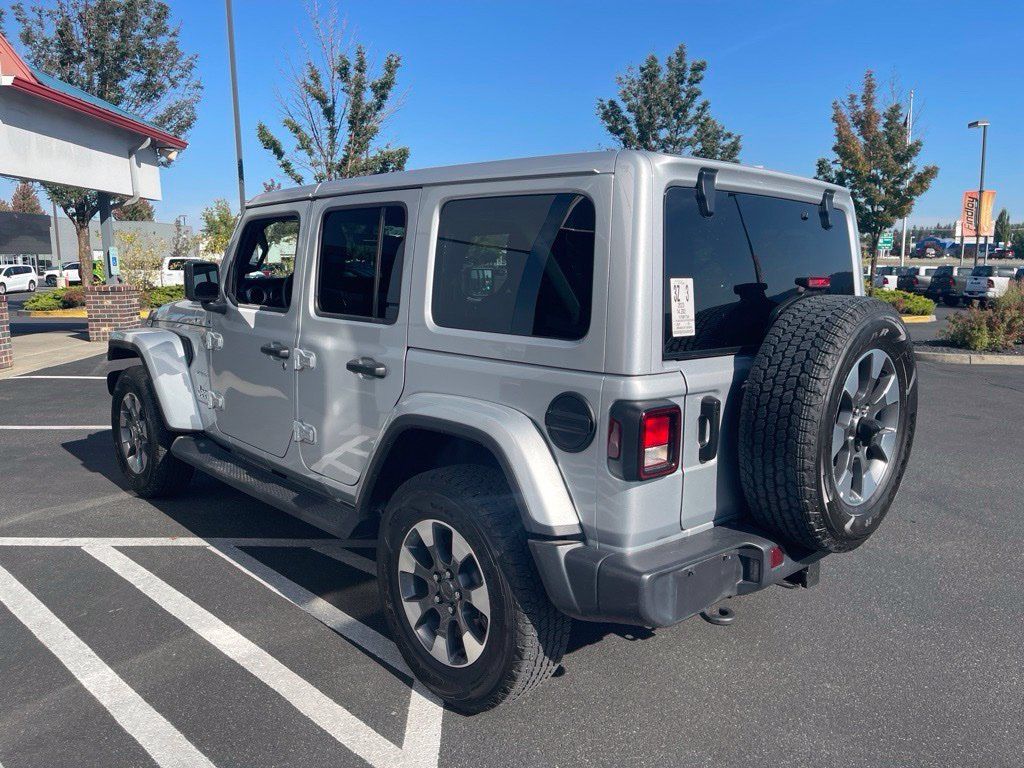 Used 2023 Jeep Wrangler Unlimited Sahara w/ Cold Weather Group AWD/4WD image 3