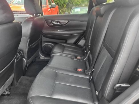 Used 2017 Nissan Rogue SL AWD/4WD image 15